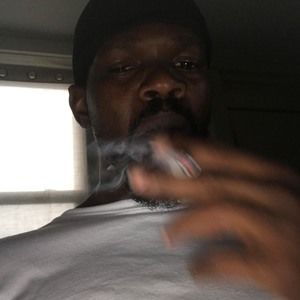 Meet your Posher, Max